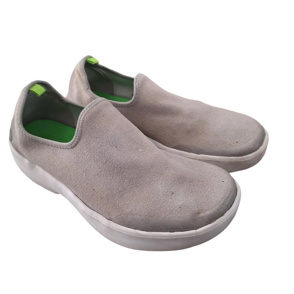 OOFOS OOmg Eezee Tan Khaki Canvas Slip On Recovery Sneakers Women's sz9